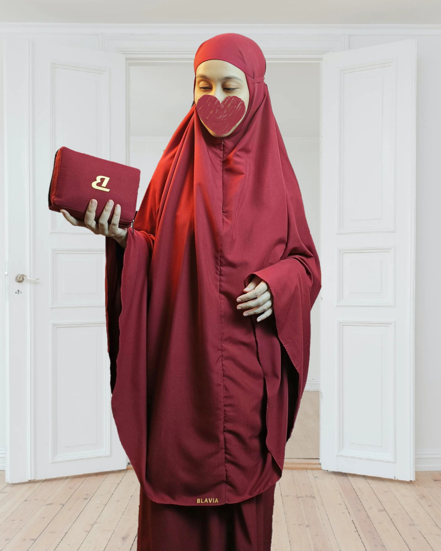 ZIPPER PRAYER GARMENT WITH MINI BAG